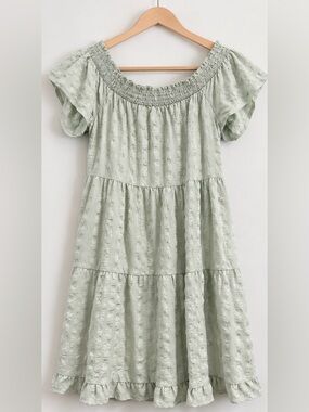 NWT Kaileigh Harper Off Shoulder Dress Mint Green Tiered Ruffle M